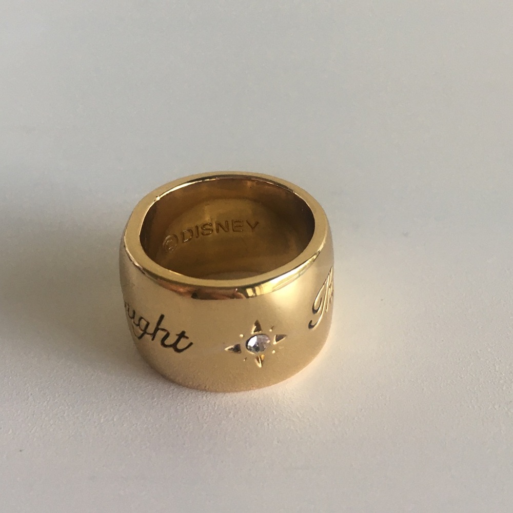 Peter Pan Disney Couture by Kidada ring size 7
